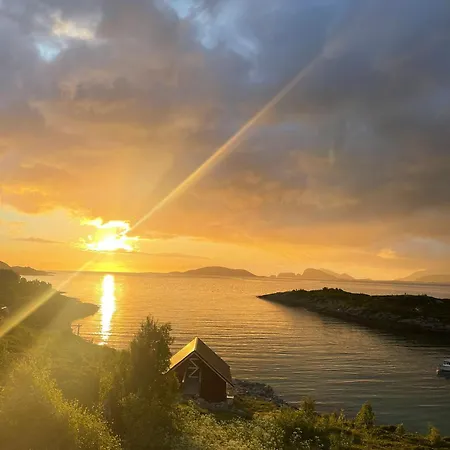 Senja Beach Lodge * Senja