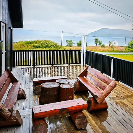 Senja Beach Lodge * Senja