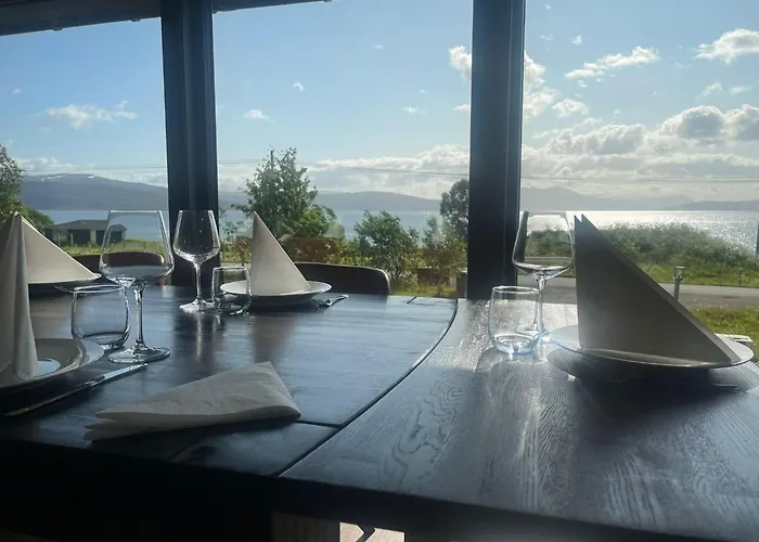 Senja Beach Lodge