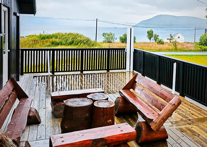 Senja Beach Lodge * Senja